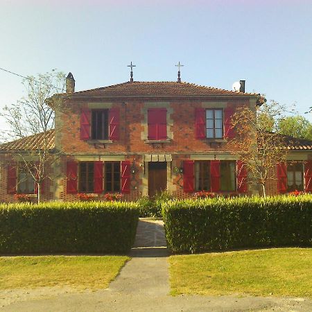 Gite Communal Villa Futeau Exterior photo