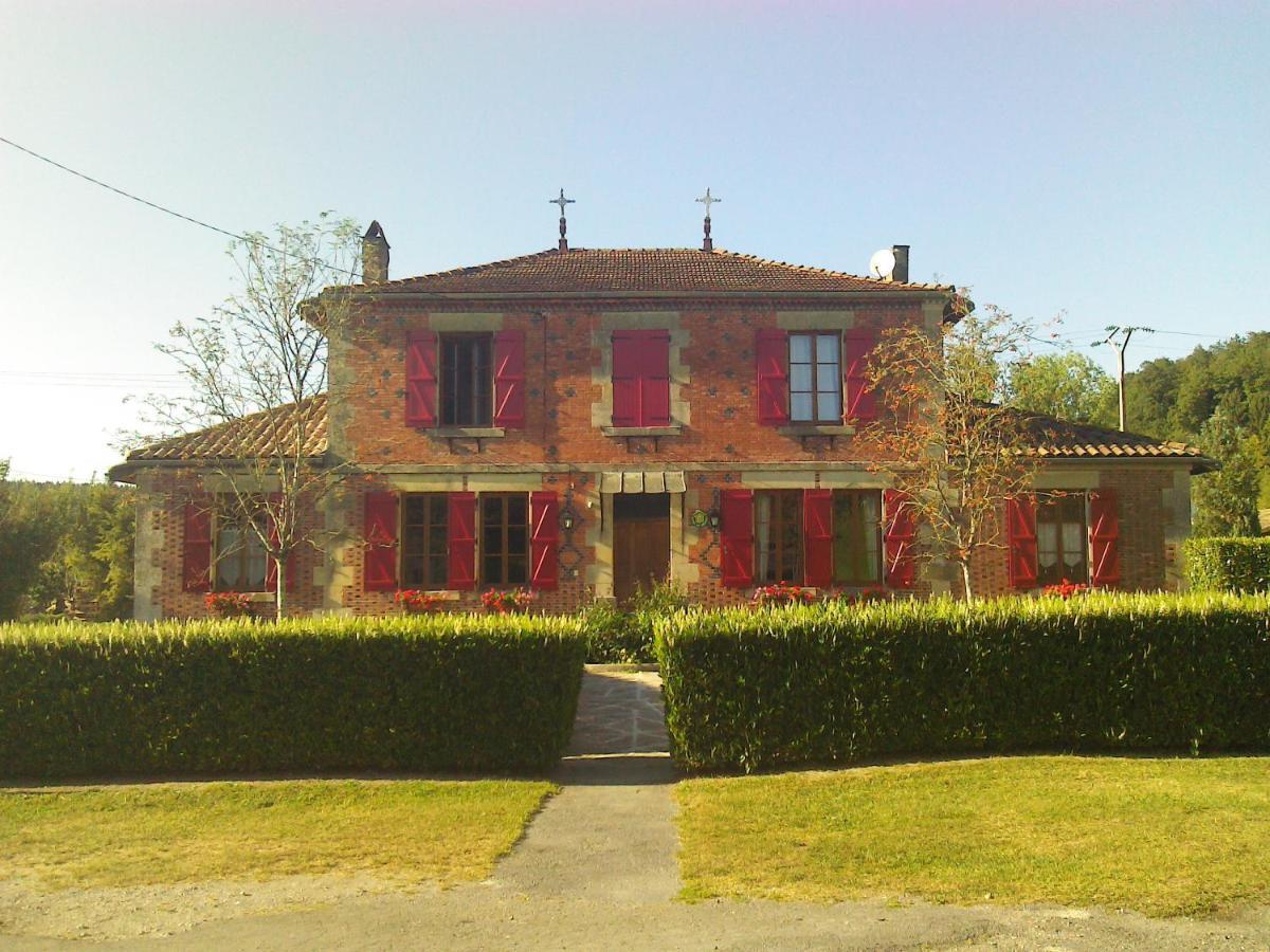 Gite Communal Villa Futeau Exterior photo